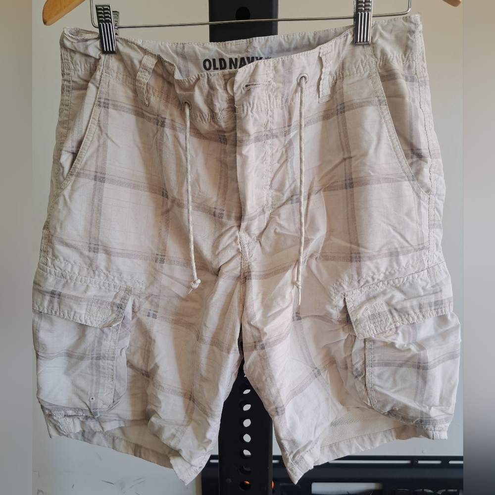 Old Navy Men's cargo shorts